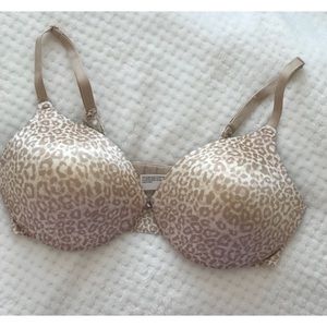 Size 36D Full Coverage Lightly Lined Print Bra